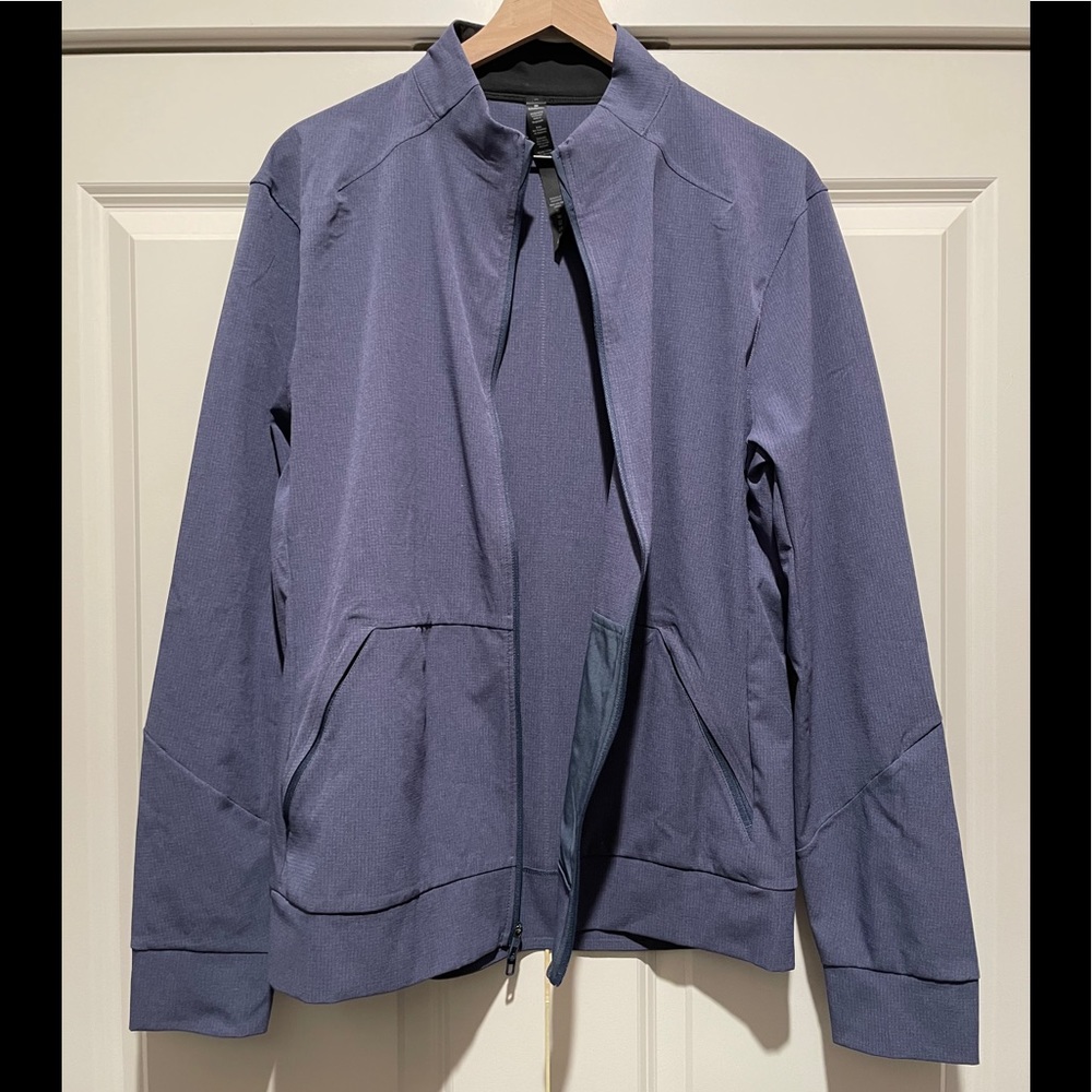 Lululemon full zip lightweight jacket